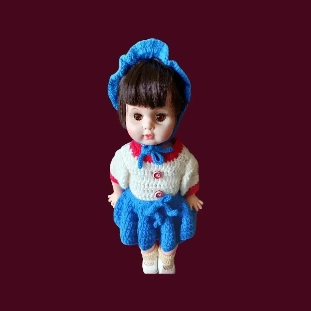 unbranded vtg doll
